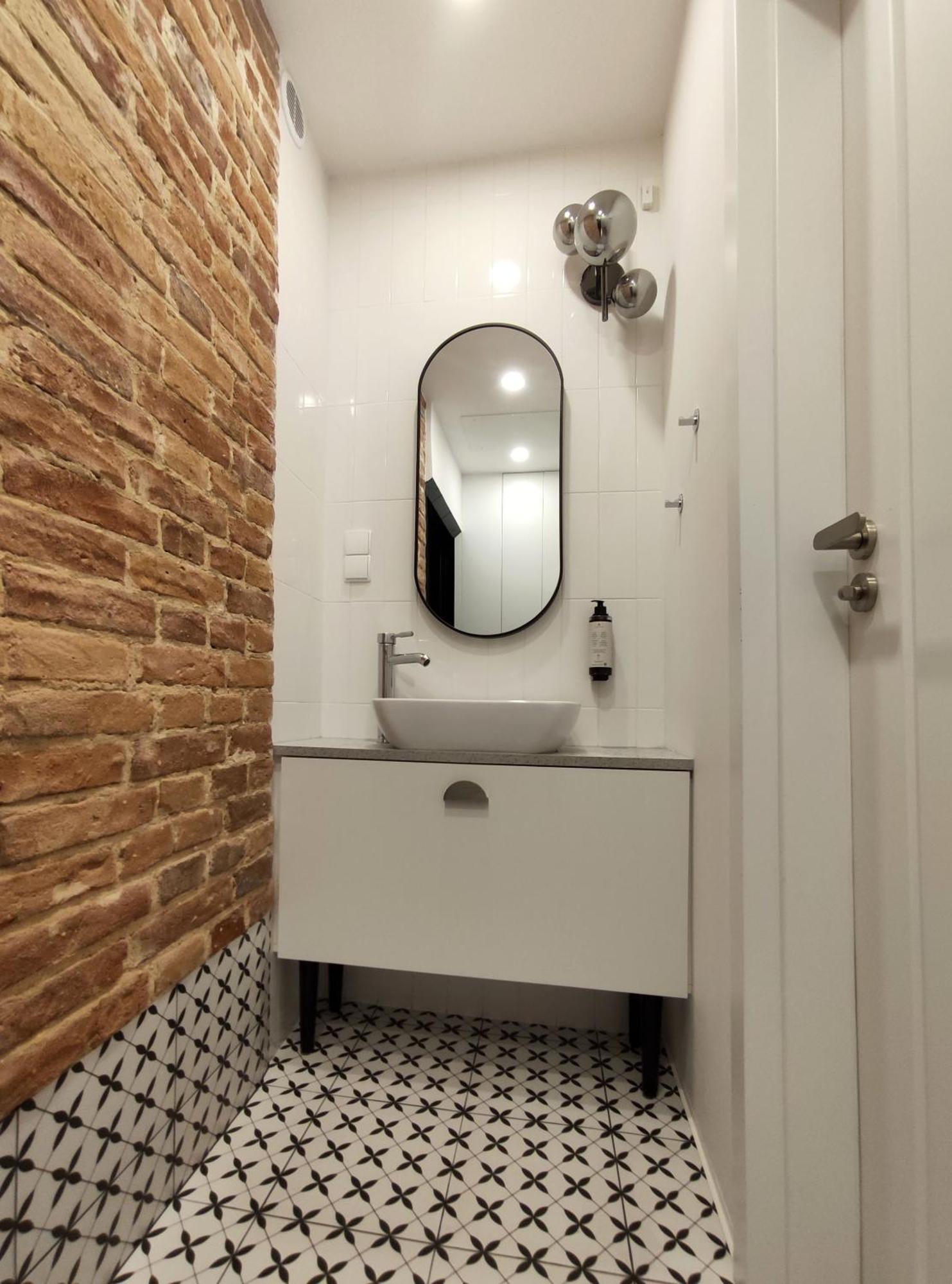 P67 Apartment *